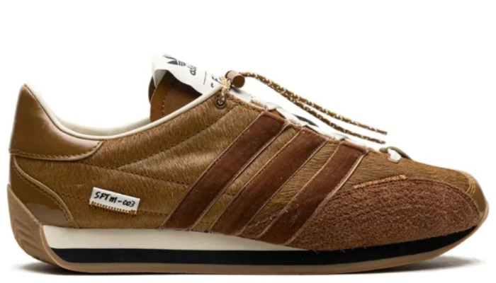 Adidas Country OG
Song For The Mute Bronze (Women's)